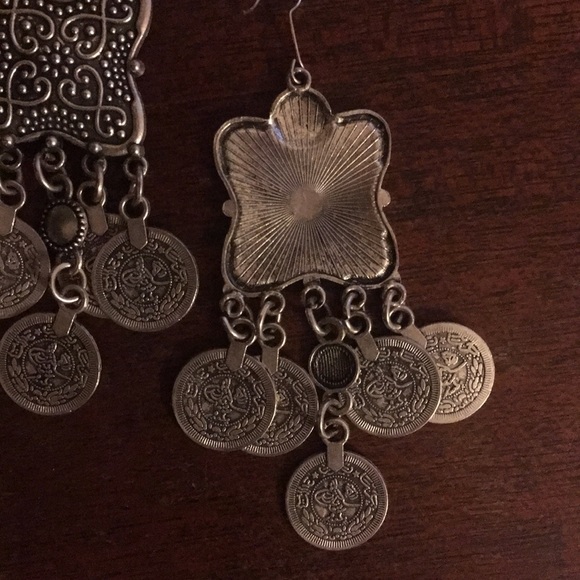 Boho coin earrings - Picture 3 of 3